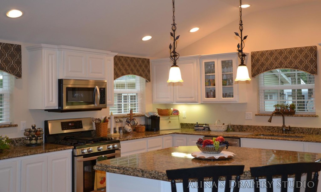 Kitchen Cornice Window Treatments