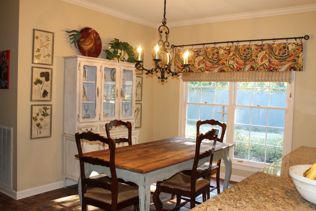 French Country Valances for Kitchen