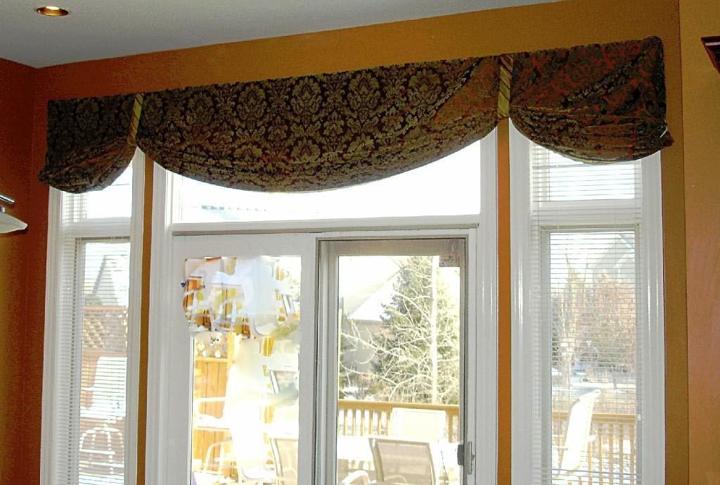 Valances for Living Room Ideas